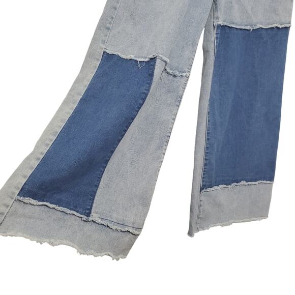 Almost Famous | Extra Wide Leg Patchwork Raw Hem Retro Baggy Jeans - Picture 2 of 10